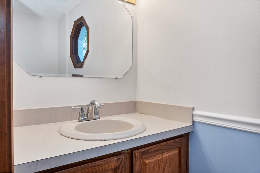 More Photos Of 88 Cove St, New Haven Apartments For Sale