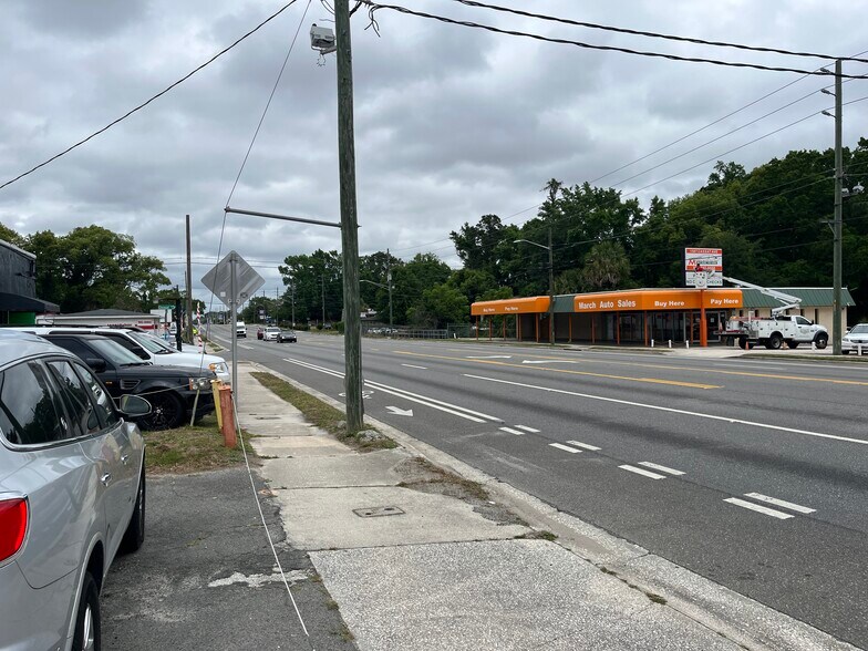 More Photos Of 5013 Park St, Jacksonville Auto Repair For Sale
