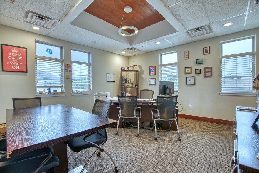 More Photos Of 4790 Table Mesa Dr, Boulder Office For Lease