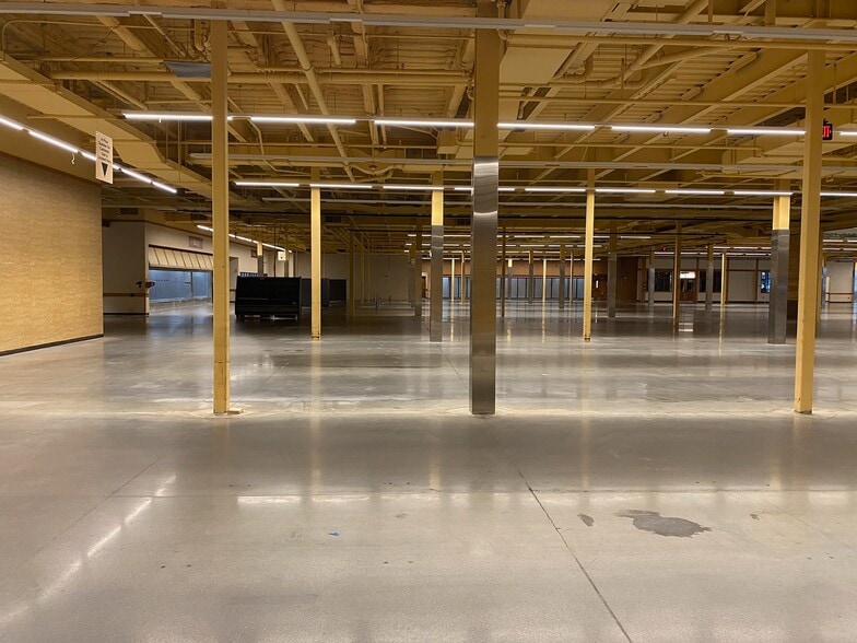 More Photos Of 1245 Worcester St, Natick General Retail For Lease