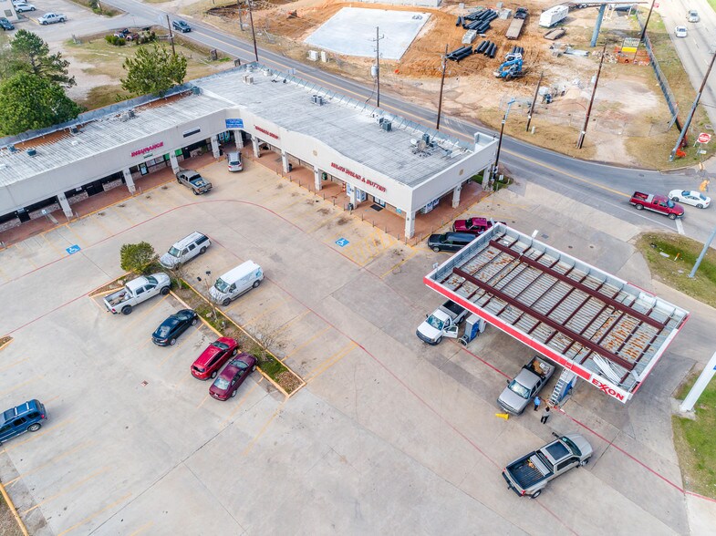 More Photos Of 32015 Hwy 249, Pinehurst Storefront For Lease