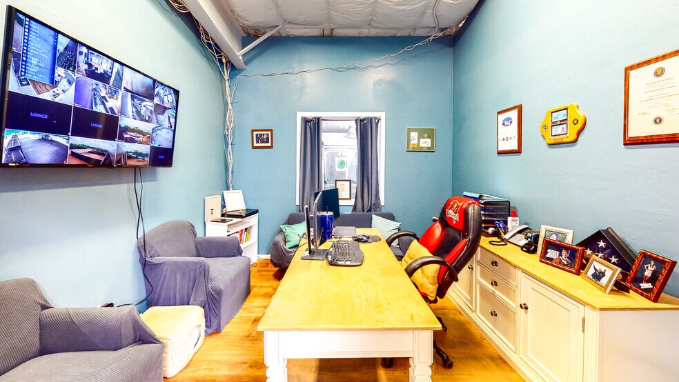 More Photos Of 1601 Wardle rd, Sierra Vista Specialty For Sale