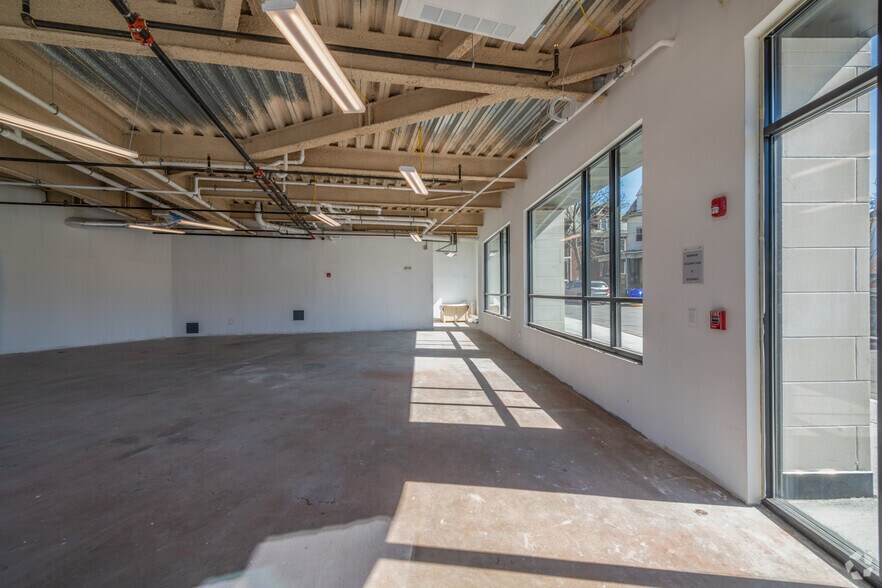 More Photos Of 455 Harvard St, Brookline Apartments For Lease