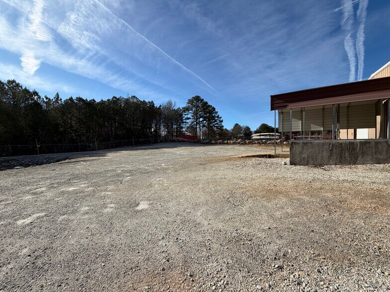 More Photos Of 2367 Rockaway Industrial Blvd, Conyers Industrial For Lease