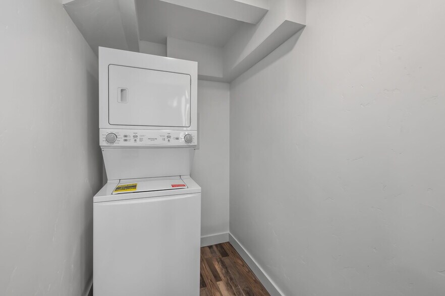 More Photos Of 1441-1461 NW 4th St, Redmond Apartments For Sale