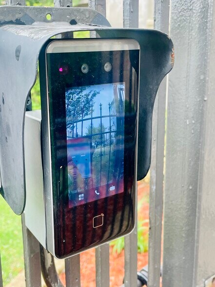 More Photos Of 5526 S Indiana Ave, Chicago Apartments For Sale