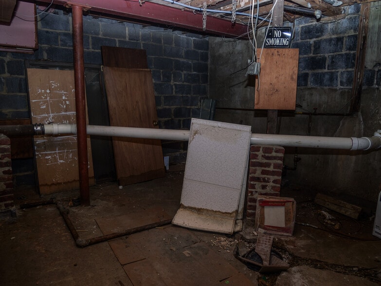 More Photos Of 86-88 Broad St, Red Bank Storefront Retail Office For Lease