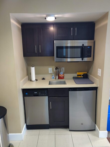 Primary Photo Of 6803 Whittier Ave, McLean Loft Creative Space For Lease