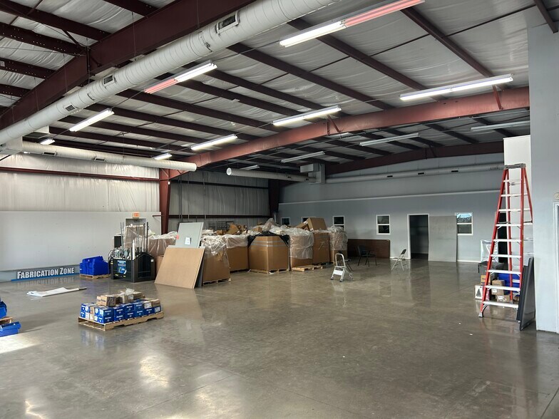 More Photos Of 7000 Fairlawn Ave, Dunbar Research And Development For Lease