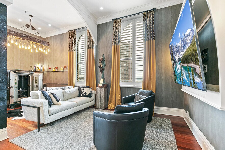 More Photos Of 1601 Arapahoe St, Denver Office For Sale