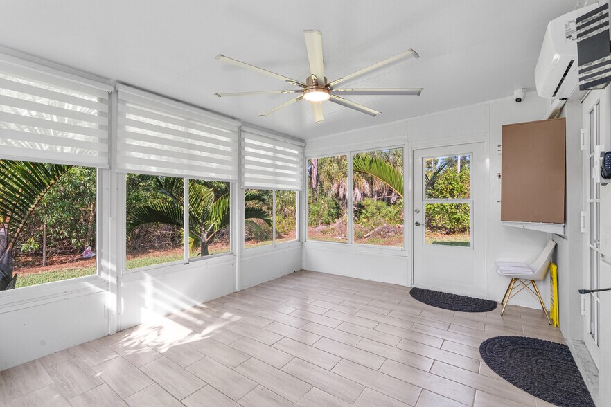 More Photos Of 13730 Cypress Terrace Cir, Fort Myers Medical For Sale