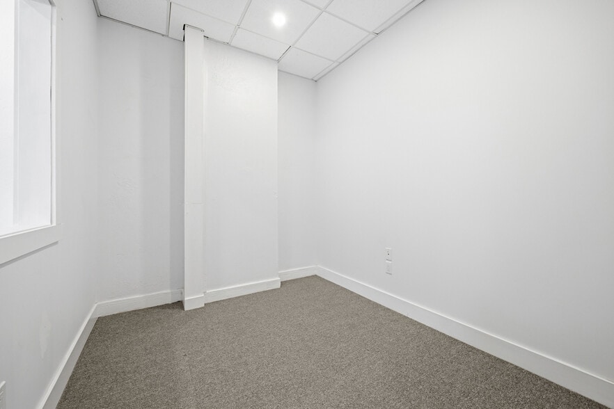 More Photos Of 350 Center Ave, Pittsburgh Office For Sale