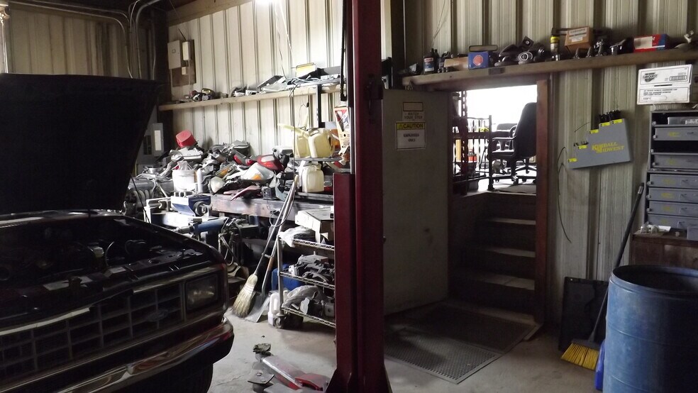 More Photos Of 2056 US 70 Hwy, Swannanoa Auto Salvage Facility For Lease