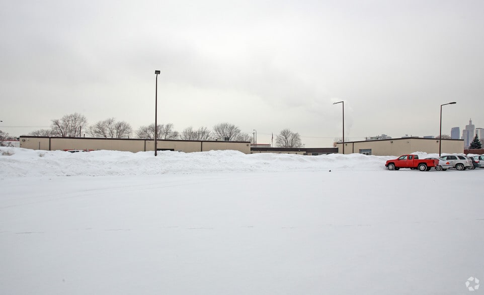 More Photos Of 278 State St, Saint Paul Warehouse For Lease