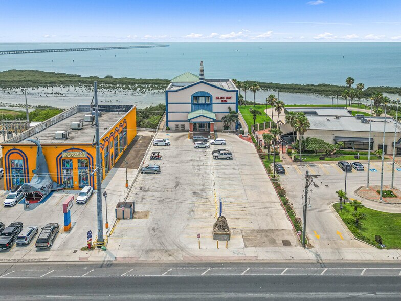 More Photos Of 901 Padre Blvd, South Padre Island Hotel For Sale