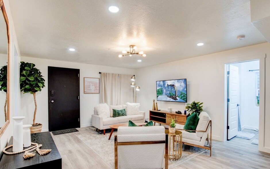 More Photos Of 302 40th St, Ogden Multifamily For Sale