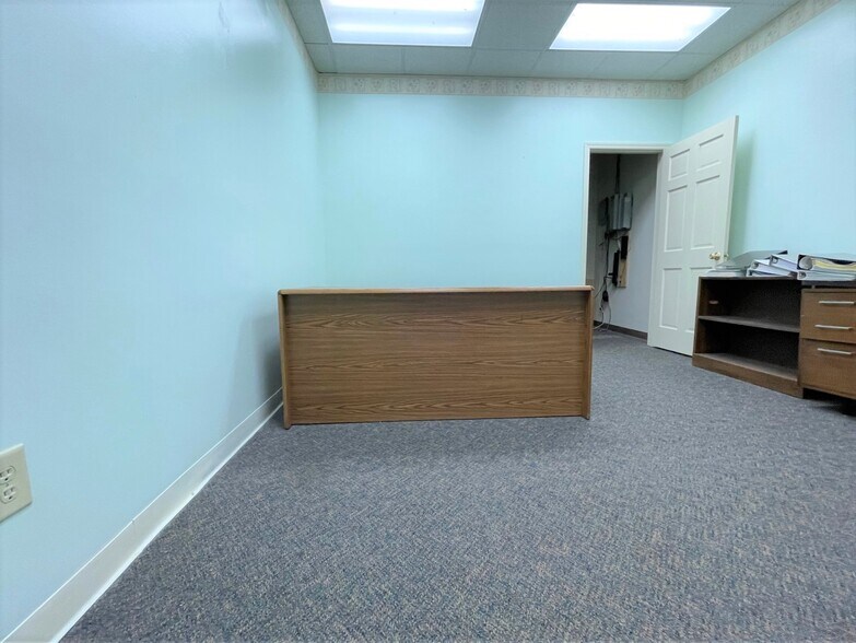 More Photos Of 201 W Morgan St, Wadesboro Office For Sale