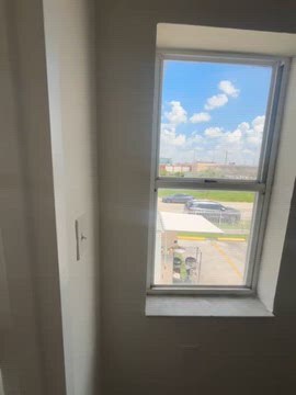 More Photos Of 7350 NW 7th St, Miami Flex For Lease