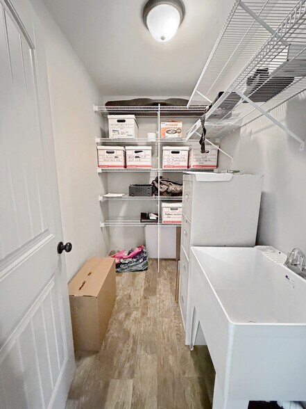 More Photos Of 816 21st Ave E, Tuscaloosa Industrial For Lease