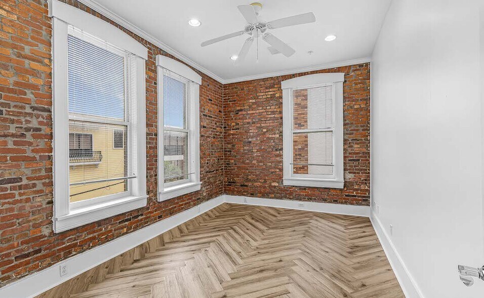 More Photos Of 2310 First St, Fort Myers Loft Creative Space For Lease