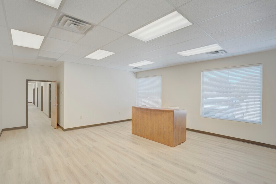 More Photos Of 2099 N Collins Blvd, Richardson Office For Lease