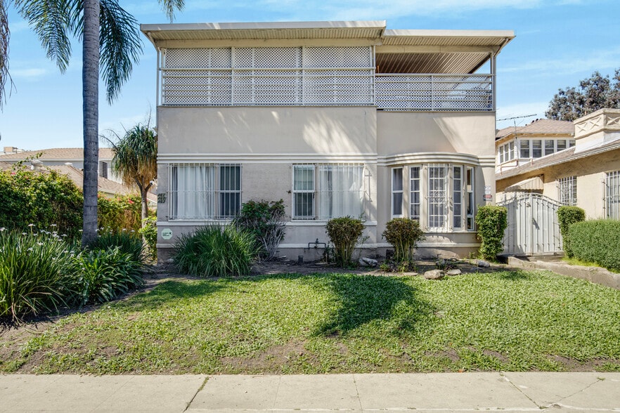 Primary Photo Of 461 N Vista St, Los Angeles Apartments For Sale