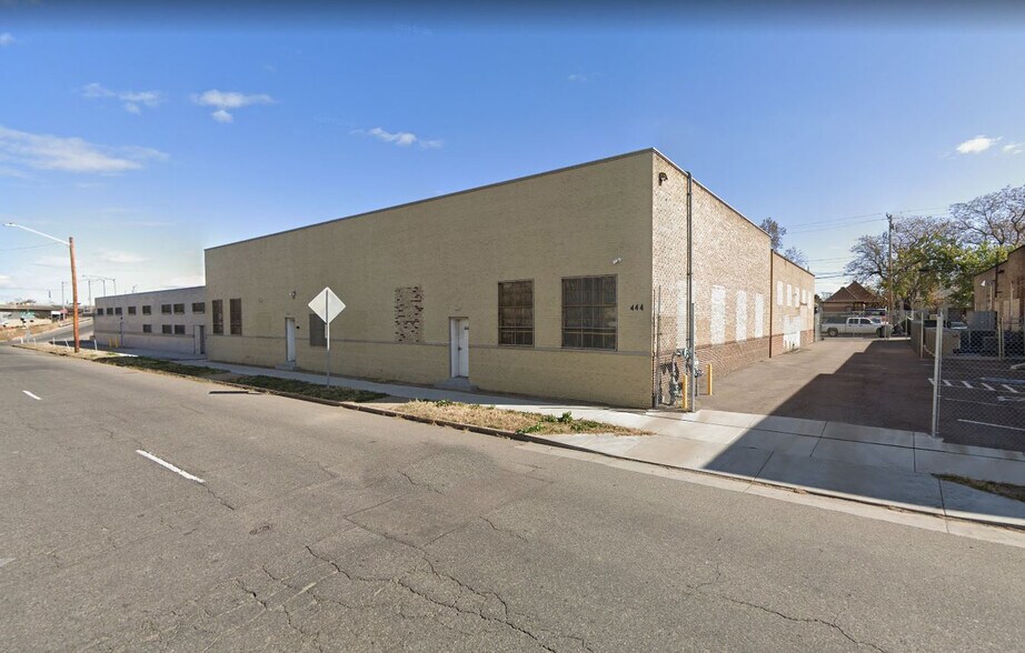 Primary Photo Of 4444 York St, Denver Unknown For Lease