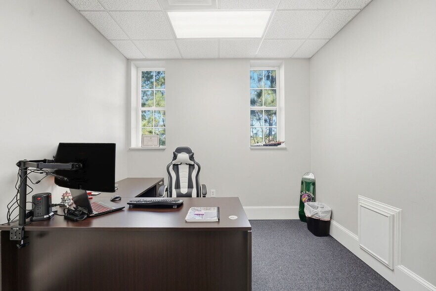 More Photos Of 1600 River Park Blvd, Woodstock Office For Lease