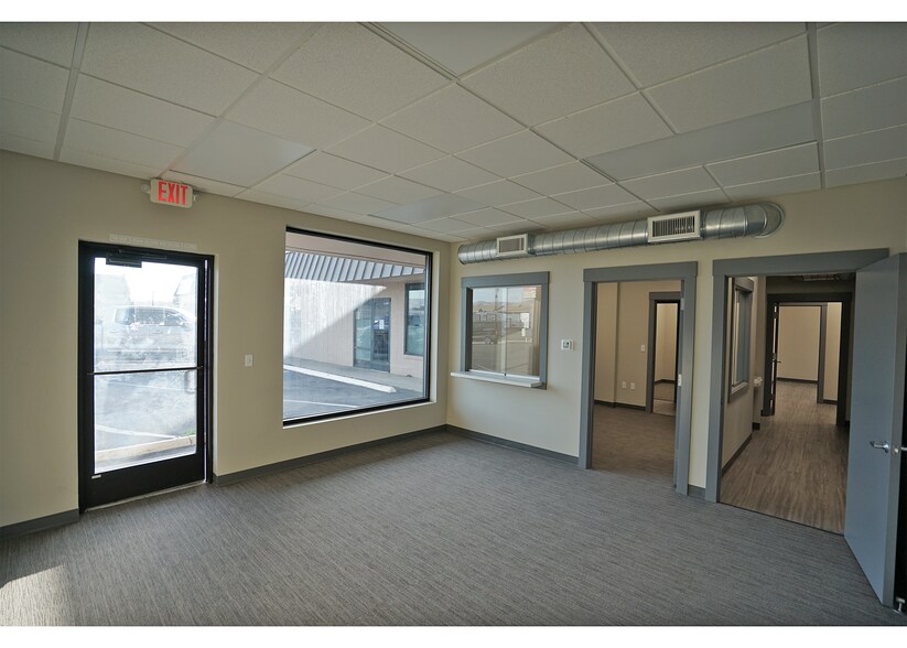 More Photos Of 2804 Main St, Union Gap General Retail For Lease