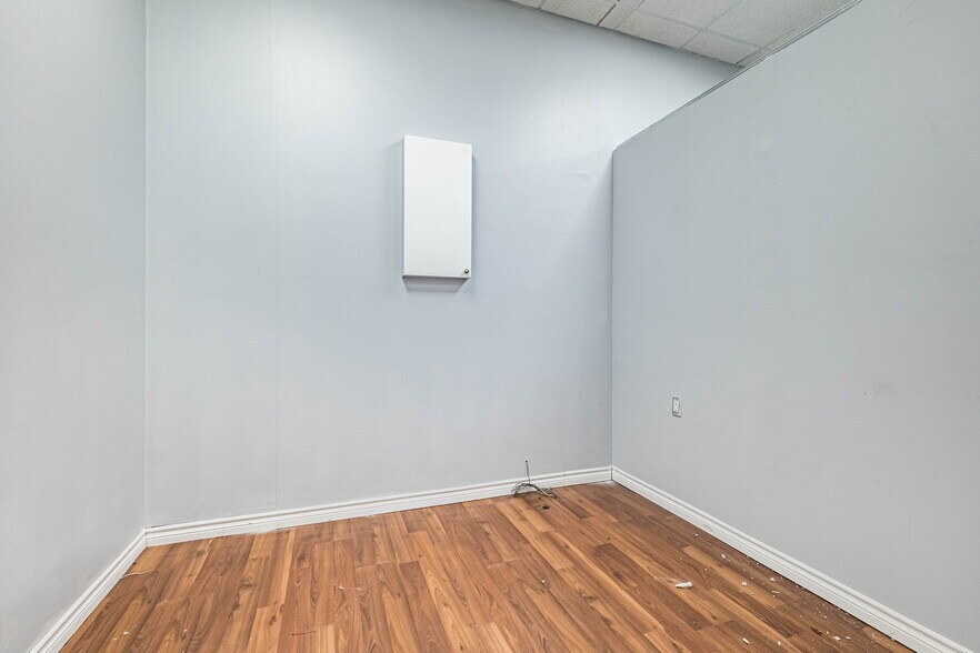 More Photos Of 1625 Albion Rd, Toronto Medical For Sale