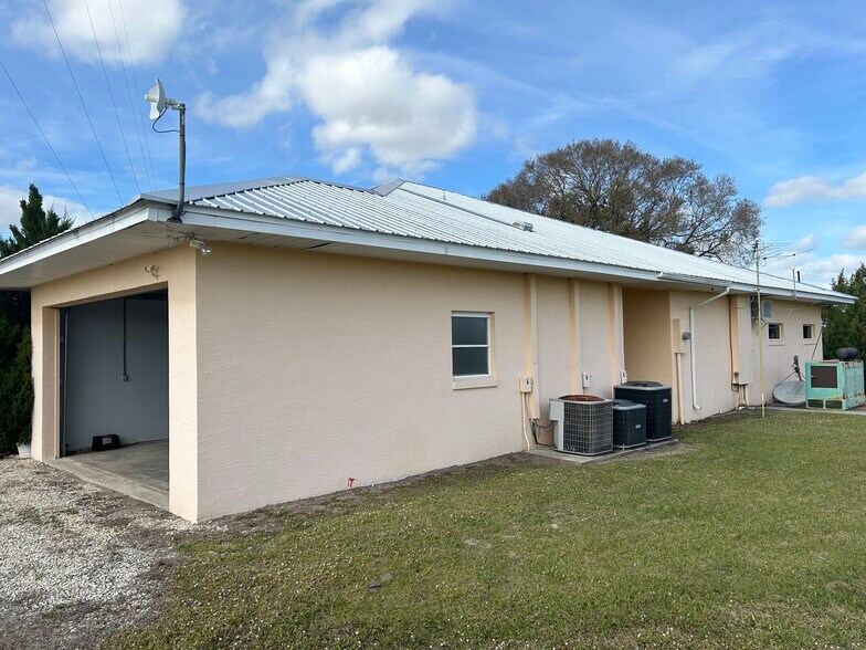 More Photos Of 7891 US Highway 17 S, Zolfo Springs Office For Sale