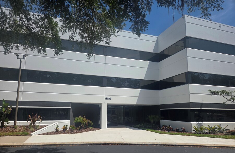 More Photos Of 5110 Eisenhower Blvd, Tampa Office For Lease