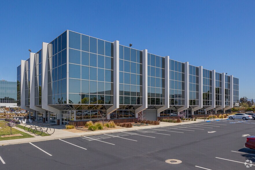 More Photos Of , Anaheim Office For Sale