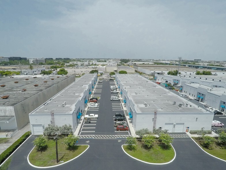 More Photos Of 2355 NW 70th Ave, Miami Warehouse For Lease