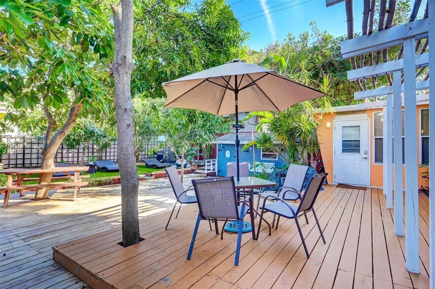 More Photos Of 1944 NE 5th St, Deerfield Beach Apartments For Sale