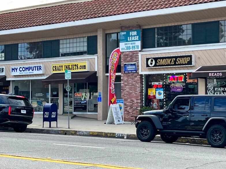 More Photos Of 4869-4873 Topanga Canyon Blvd, Woodland Hills General Retail For Sale