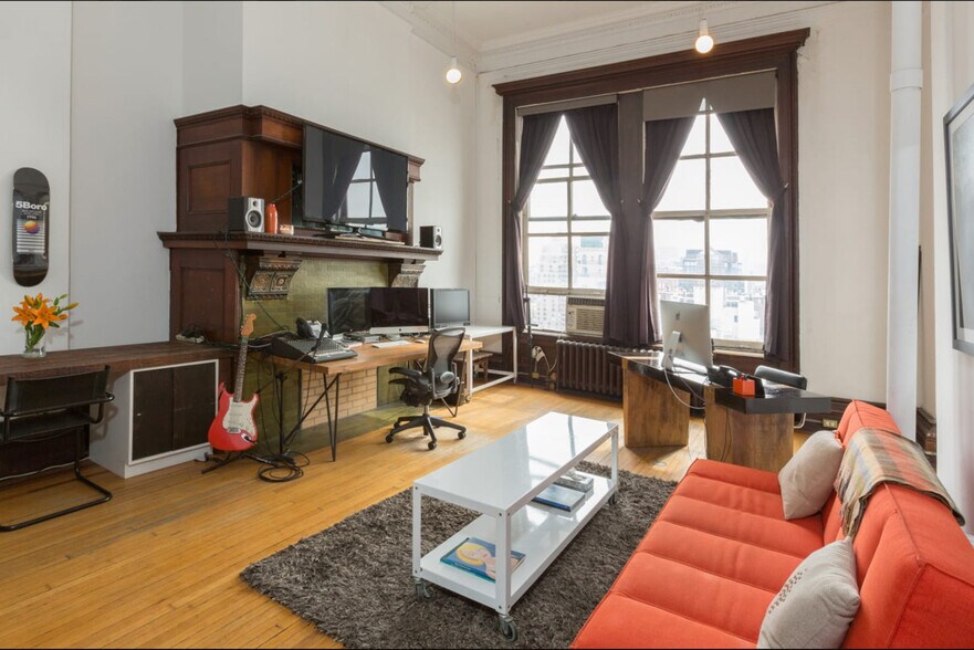 Primary Photo Of 55 Bethune St, New York Specialty For Lease