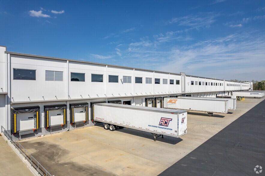 More Photos Of 1357 Highway 155 S, McDonough Warehouse For Lease