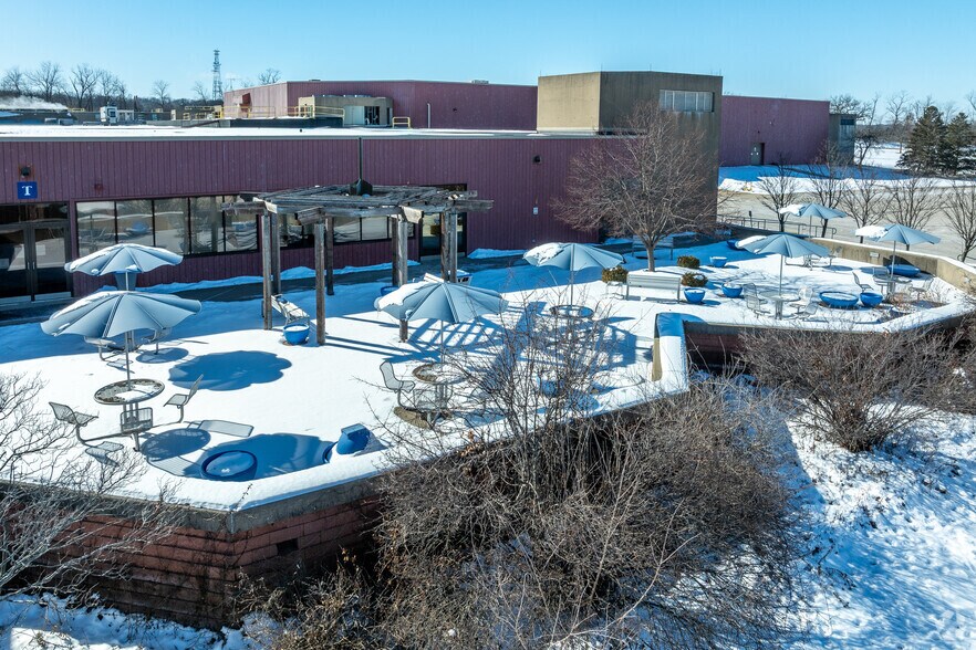 More Photos Of 2510 N Dodge St, Iowa City Office For Lease