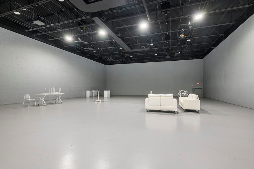 More Photos Of 29 Grove St, South Hackensack Warehouse For Sale