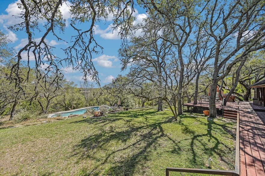 More Photos Of 411 Whitetail Ridge, Dripping Springs Land For Sale