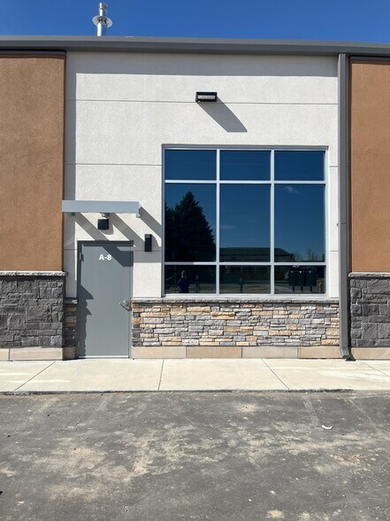 More Photos Of 1001 Depot Hill, Broomfield Showroom For Sale