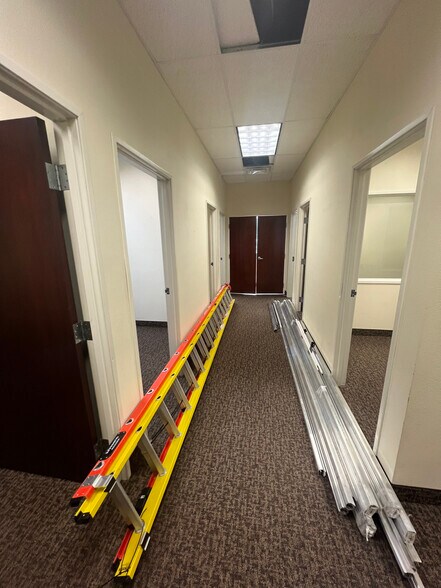More Photos Of 555-561 E 1860 S, Provo Office For Sale