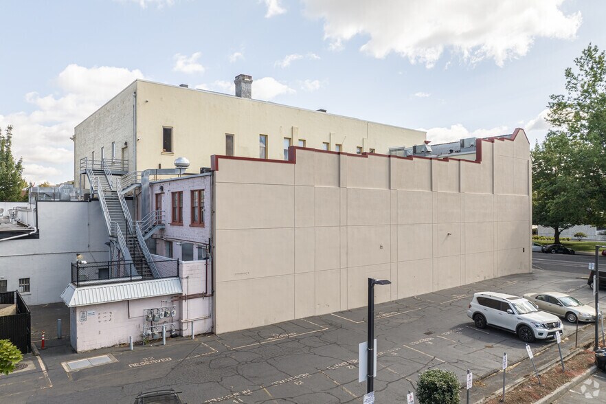 More Photos Of 181-195 High St NE, Salem General Retail For Sale