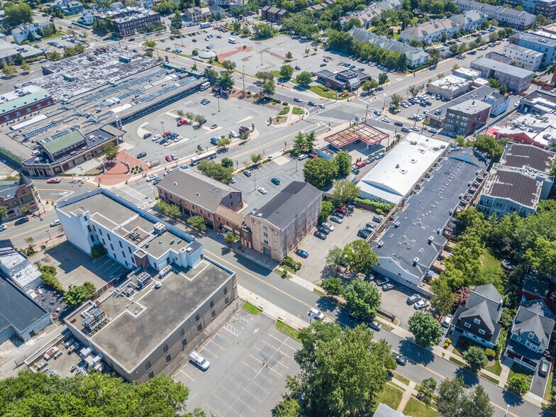 More Photos Of 6-8 Gates Ave, Montclair Office For Lease