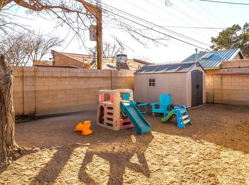 More Photos Of 9006 Woodland Ave NE, Albuquerque Specialty For Sale
