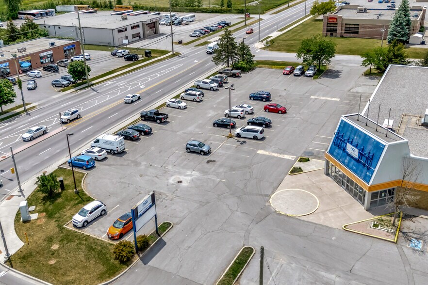 More Photos Of 260 Bell Blvd, Belleville Freestanding For Lease