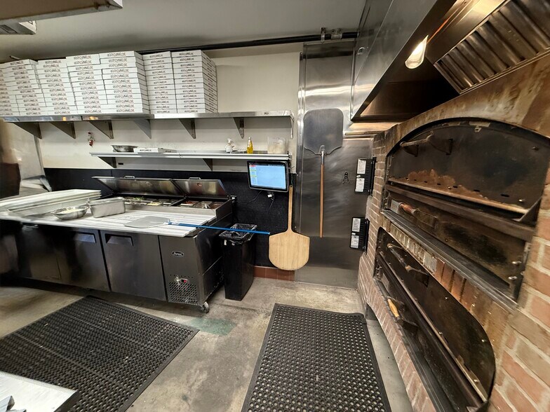 More Photos Of 4359-4361 Tujunga Ave, Studio City Storefront Retail Office For Lease