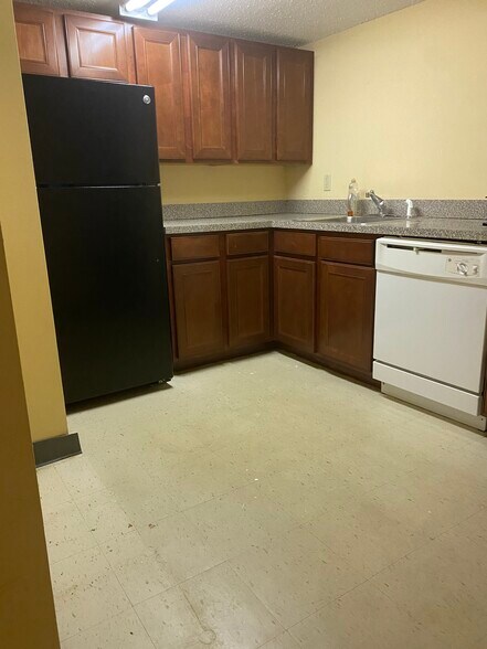More Photos Of 600-628 Asylum Ave, Hartford Apartments For Lease