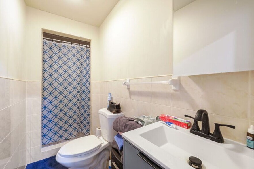 More Photos Of 743 Harrison Ave, Harrison Storefront Retail Residential For Sale